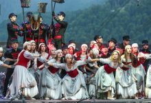 Фото - Байкеры, цыгане и тореадоры — как прошла премьера новой оперы «Кармен» в Роза-Хутор